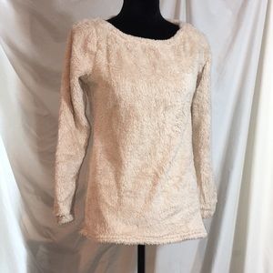 New w tags Warm Fluffy Faux Fur Long Sleeve Pull over Top
